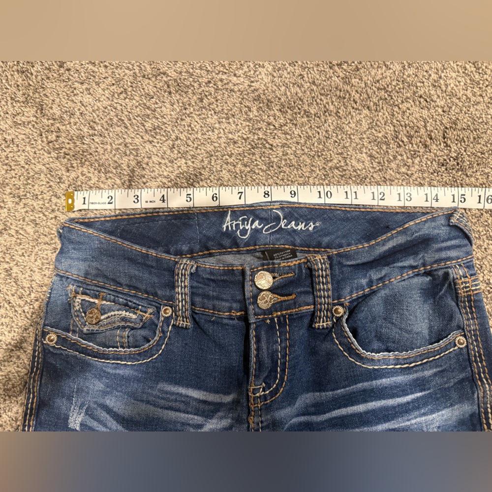 Ariya Bootcut Jeans - Picture 5 of 9